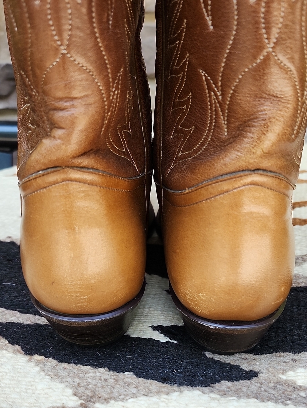 TONY LAMA LEATHER WESTERN BOOTS - Picture 4 of 12